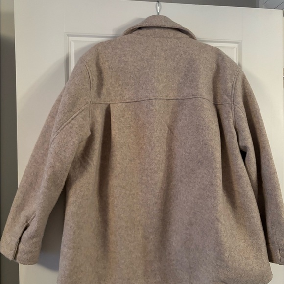 H&M shacket - Picture 3 of 3